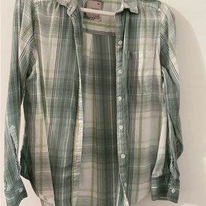 Long sleeve button, down shirt, small